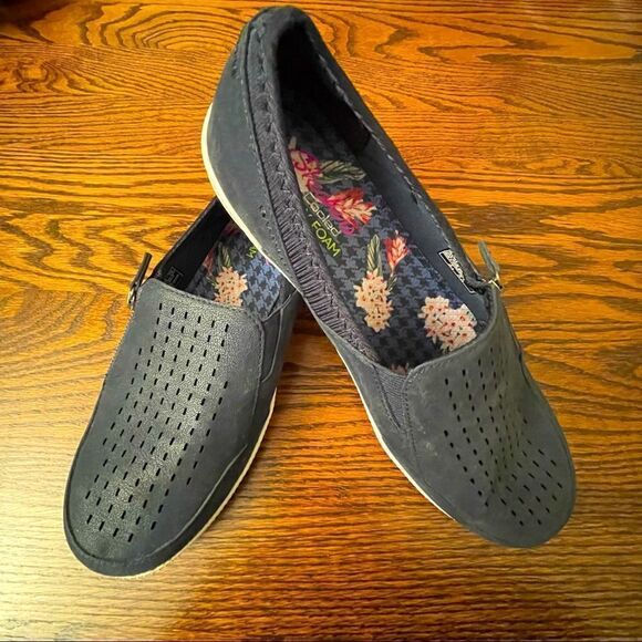 Skechers black memory phone slip-on size 9 - Picture 1 of 7